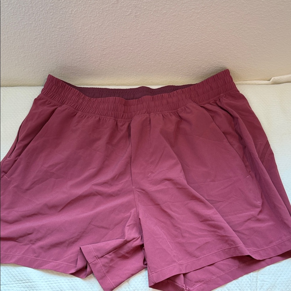 Men's Lululemon Linerless Pace Breaker Shorts XL